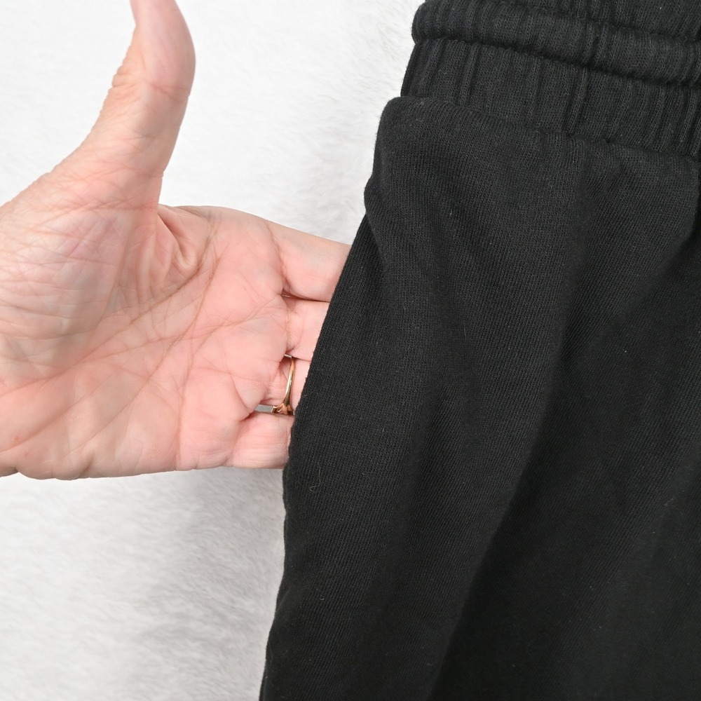 Sweat Shorts Women 2XL Black Elastic Drawstring Waist Pockets Casual Loungewear - Picture 4 of 6
